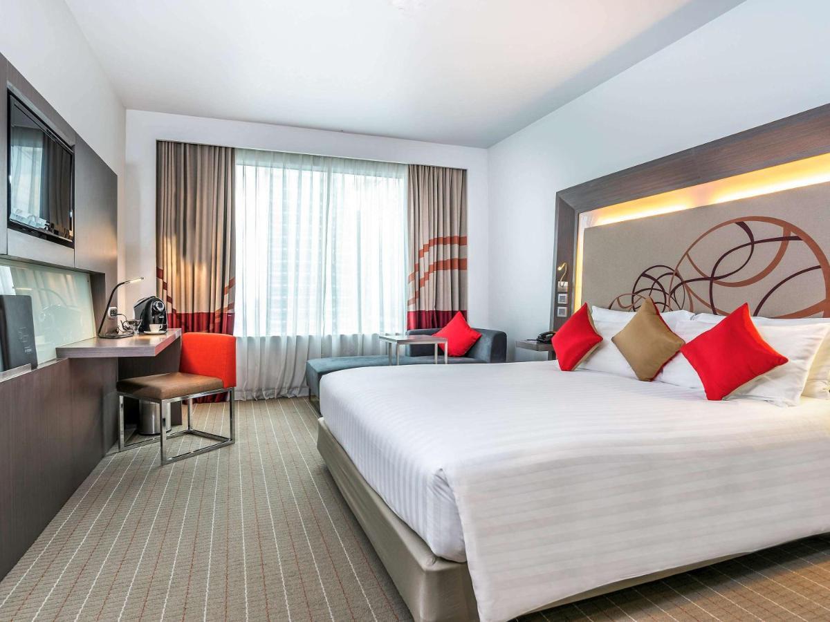 Four Points By Sheraton Bangkok Ploenchit - Formerly Novotel Bangkok Ploenchit Exteriör bild