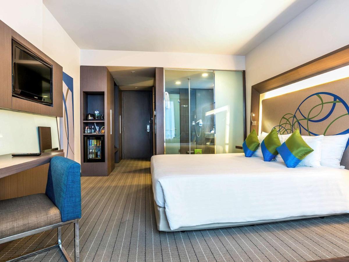 Four Points By Sheraton Bangkok Ploenchit - Formerly Novotel Bangkok Ploenchit Exteriör bild